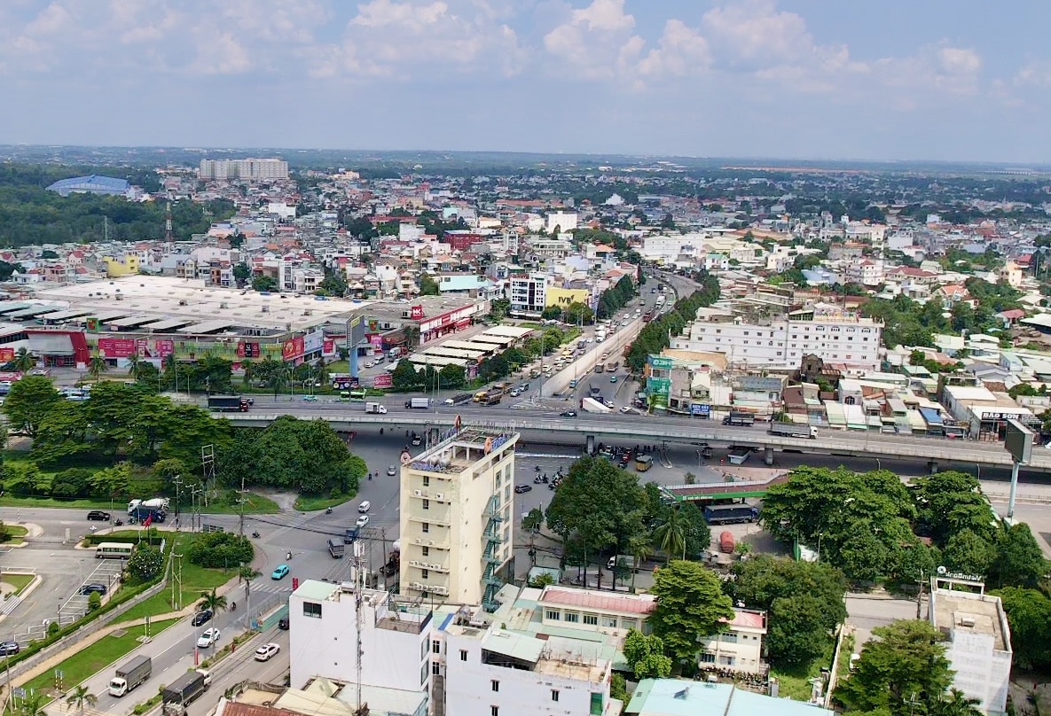 2 phương án với vốn dự kiến hơn 16.000 tỉ đồng