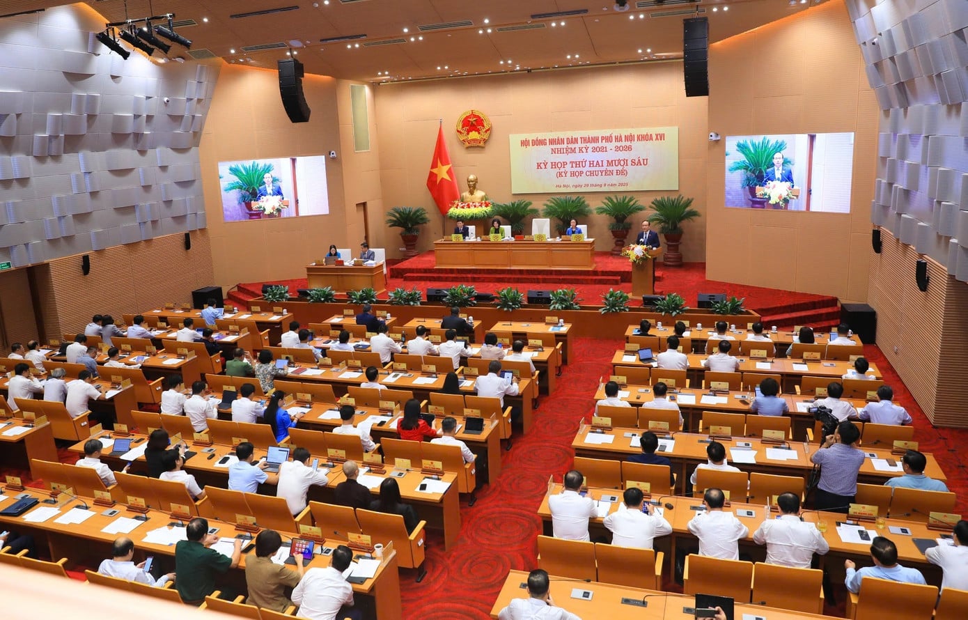 HĐND HN lùi bàn về dự án tái thiết công viên hai bên sông Tô Lịch