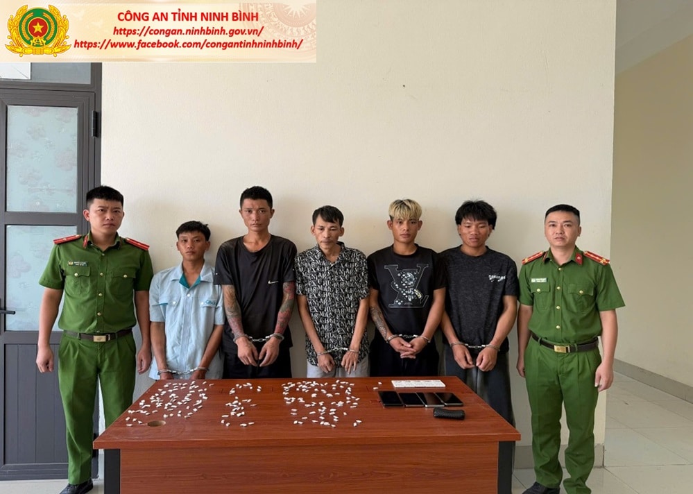 Bắt công nhân XD Quàng Văn Bảo SN 1999