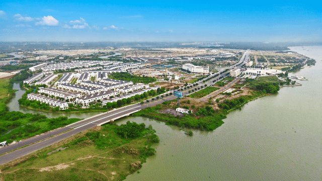 Cú hích hạ tầng cho Aqua City