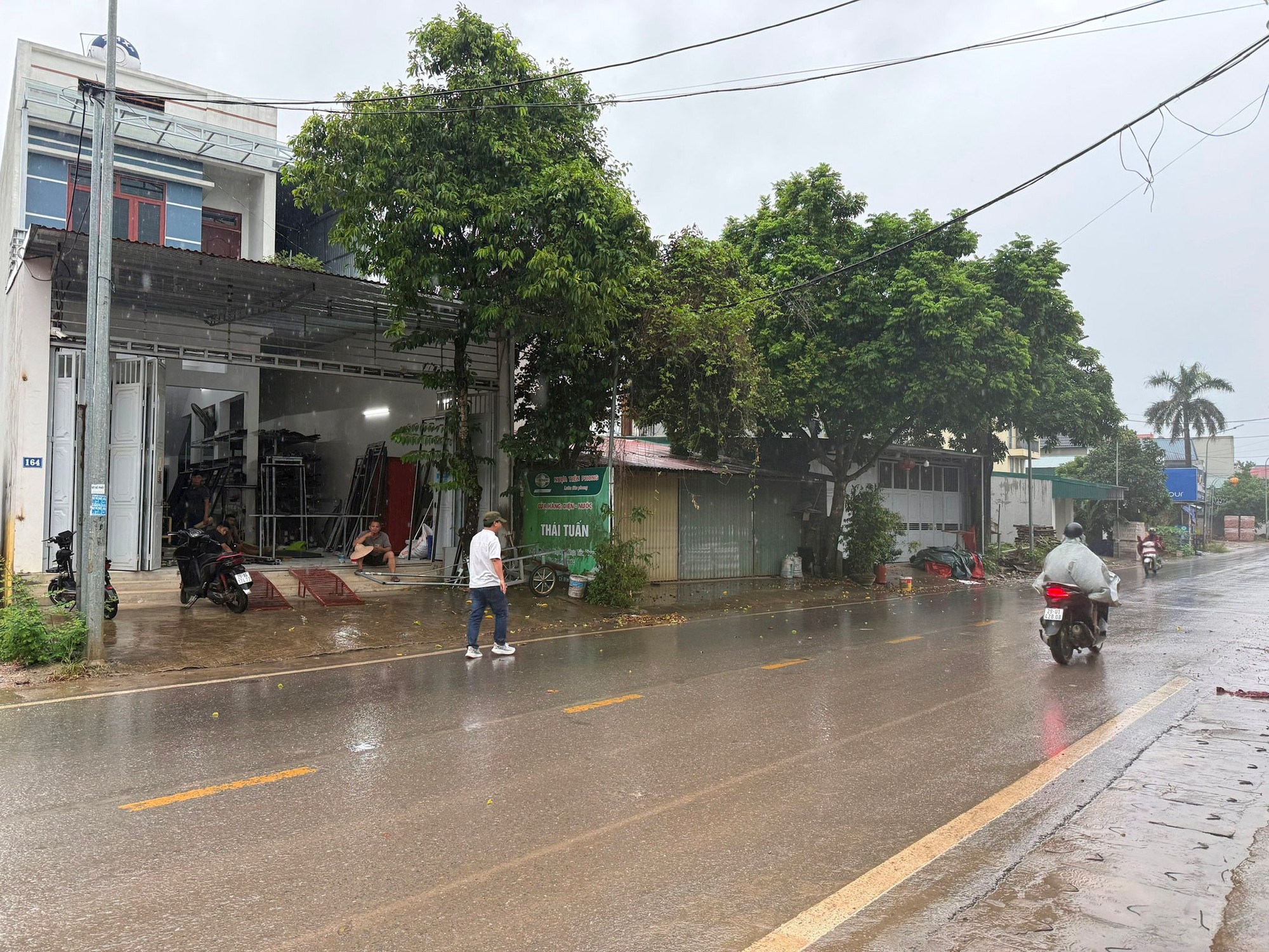 Nhiều tồn tại chờ hướng dẫn xử lý